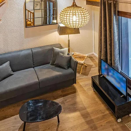 Chamour - A Duplex With Mont-blanc View Chamonix