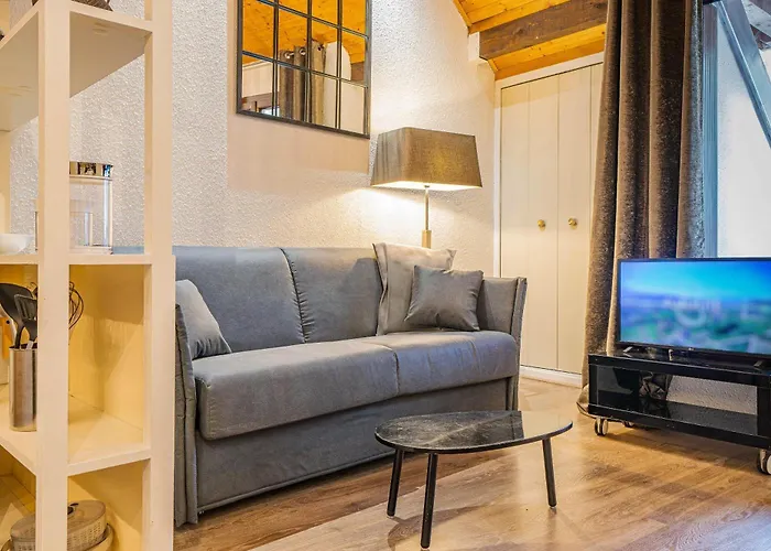 公寓 Chamour - A Duplex With Mont-blanc View *