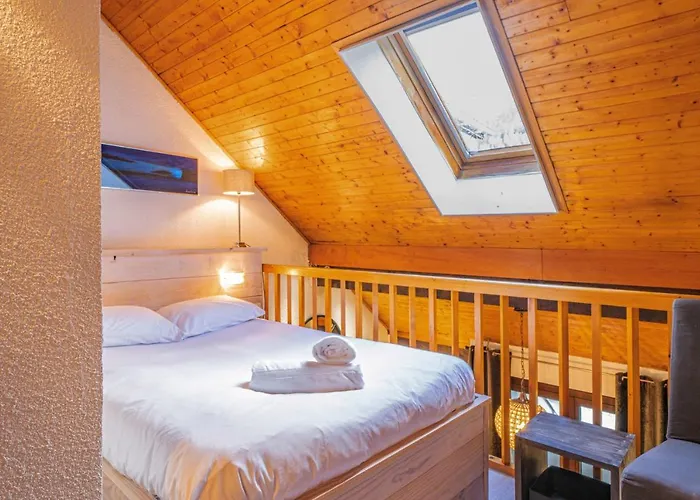 Chamour - A Duplex With Mont-blanc View *