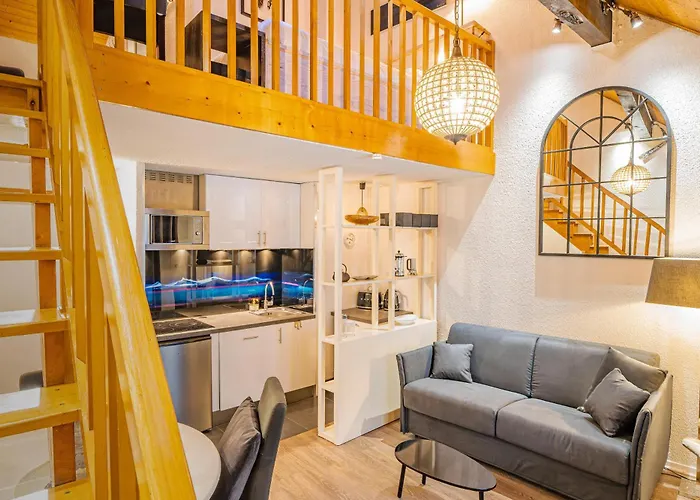 Chamour - A Duplex With Mont-blanc View *